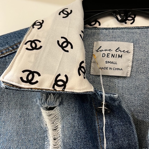 NEW custom cropped jean jacket size small - Picture 7 of 7